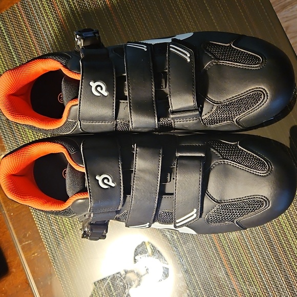 Peloton Men's Black and Red Cycling Shoes: Size 45 - Picture 1 of 5